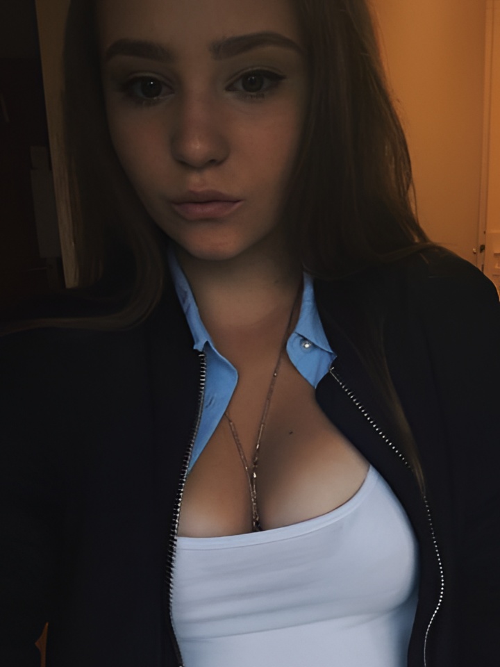 Евлалия привлекательная девушка из Каневской цена от 4000 руб