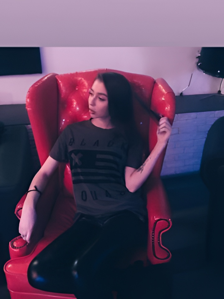 Индивидуалка Майя, доступна для личного знакомства от 2000 руб