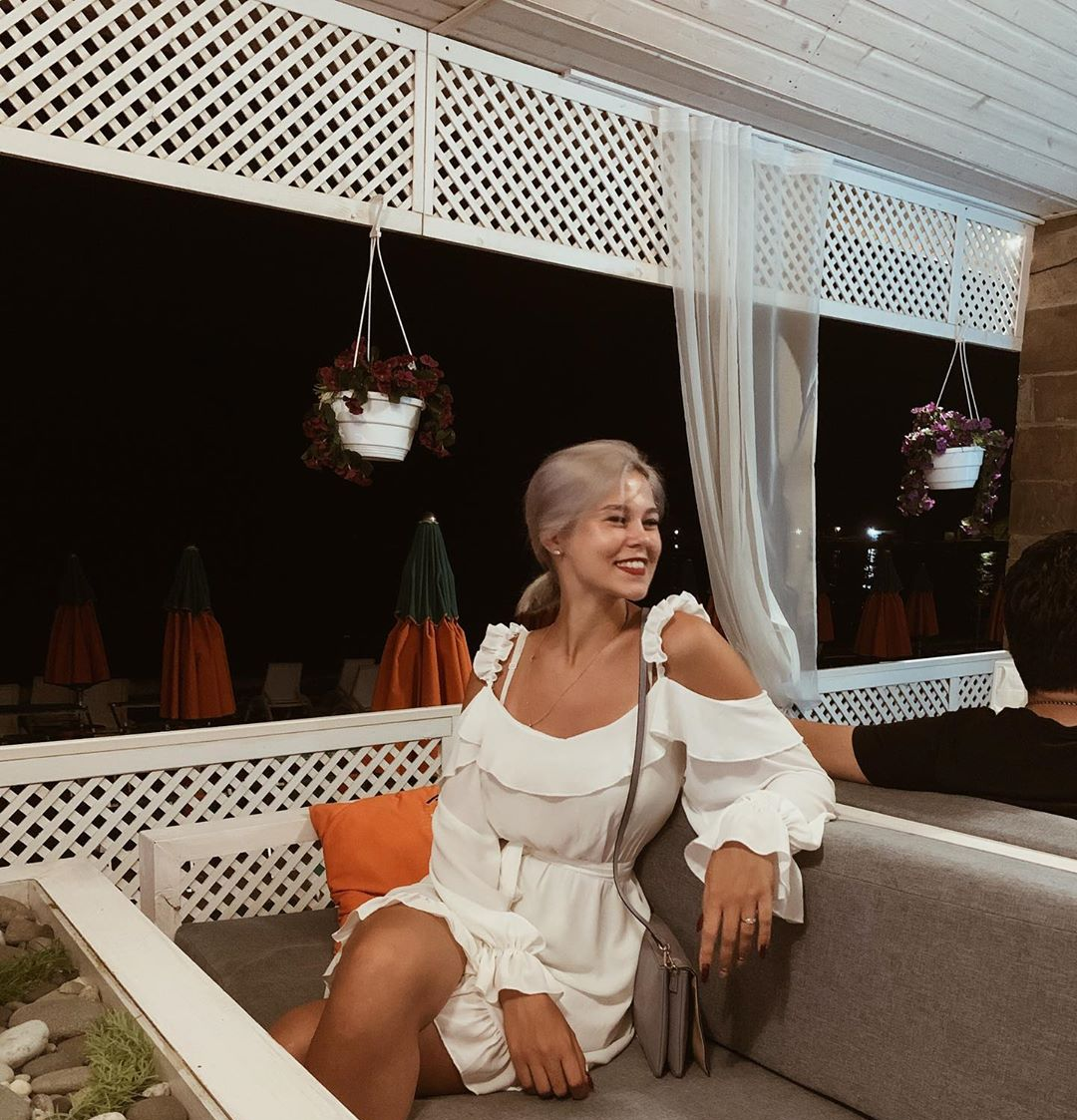 Маргоша привлекательная девушка из Каневской цена от 3500 руб