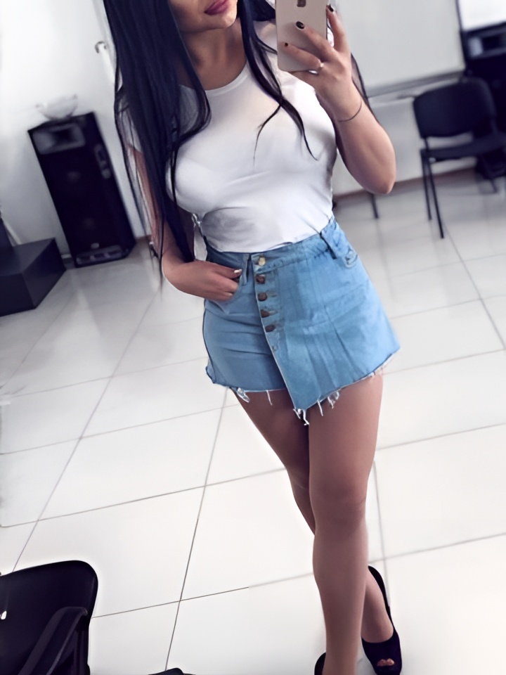 Индивидуалка Забава, доступна для личного знакомства от 10000 руб