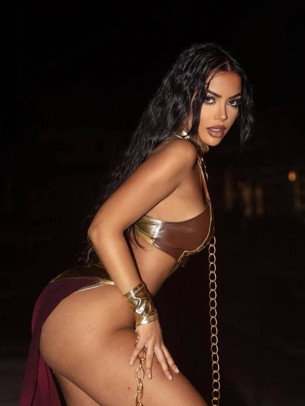 Олечка из Каневской